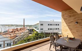Horizon Apartment By Seewest